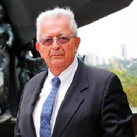 Carlos Paredes Gómez