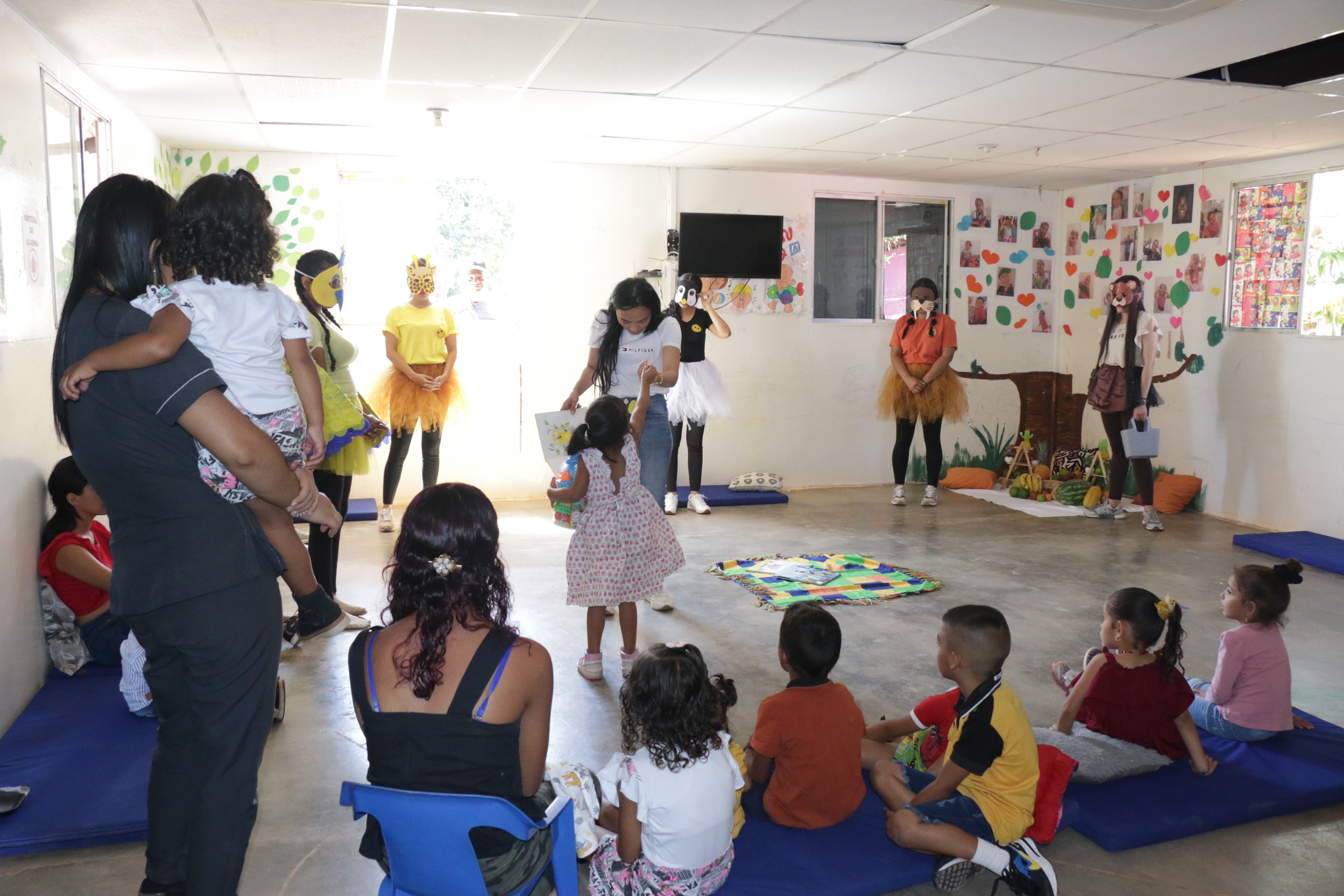 TRABAJO CON NIños en tierra grata