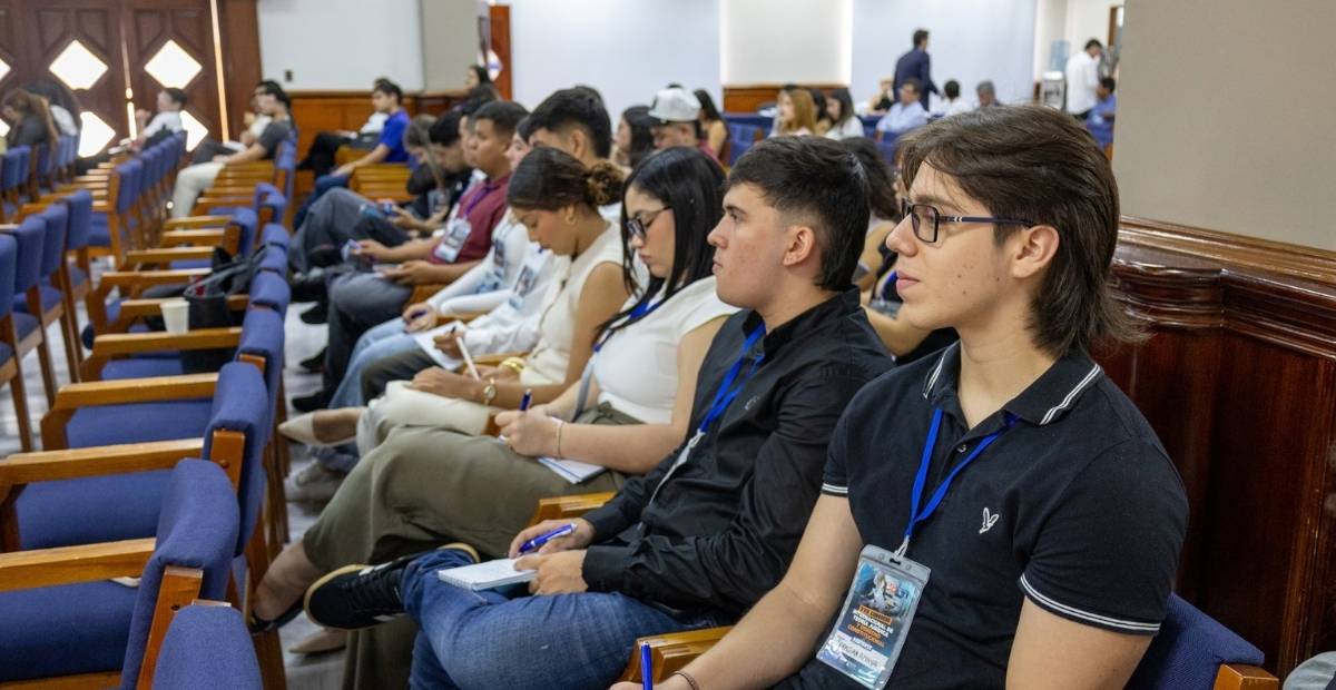En_un_mundo_que_necesita_acciones_concretas_frente_al_cambio_climático_y_nuevas_formas_de_producir_gestionar_y_aprovechar_la_energía_la_Universidad_de_Santander_UDES_lanzó_oficialmente_su_prog.jpg