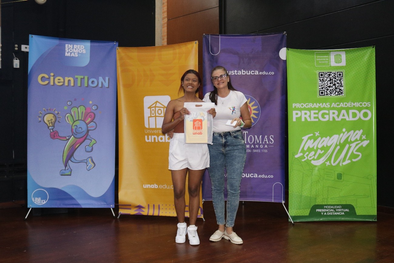 Foto horizontal ella