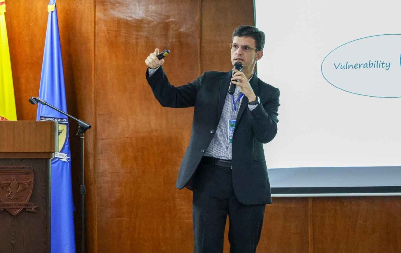 NOTICIAS_EL_PENSADOR_26.jpg