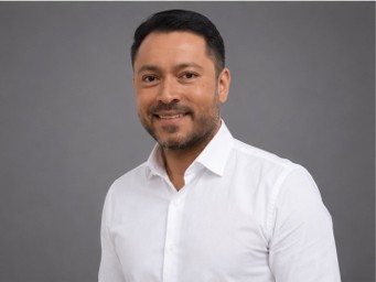 Hnuñez.jpg