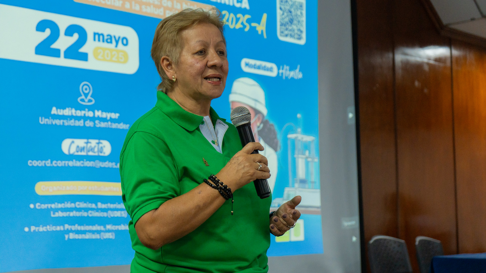 directora bacteriologia