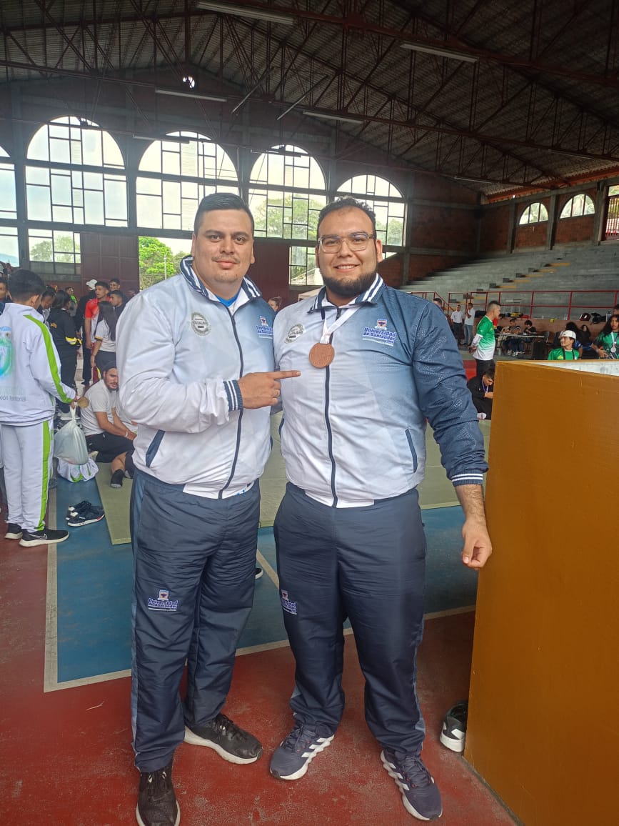 juan lucas almeyda medallista judo udes ascun