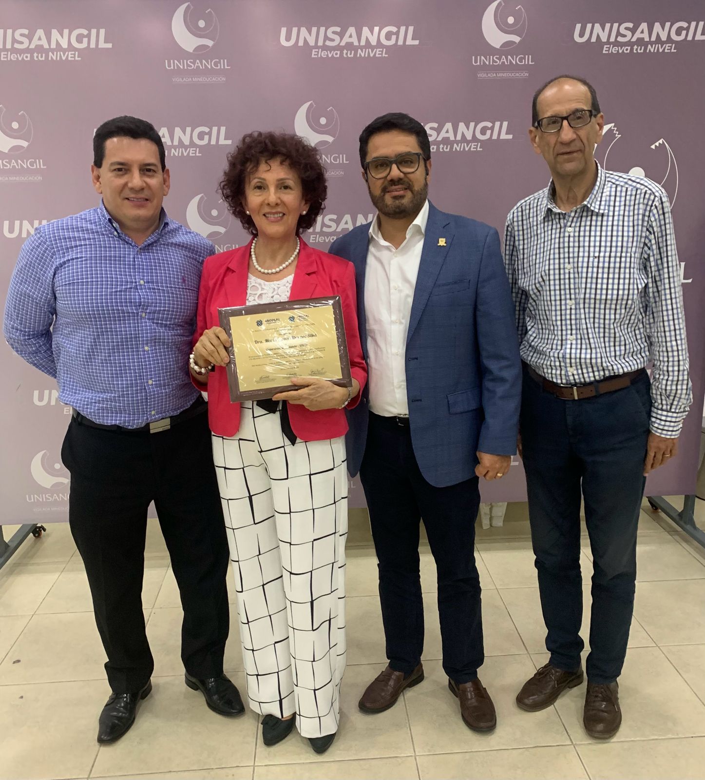 reconocimiento maria jenny albornoz silva udes