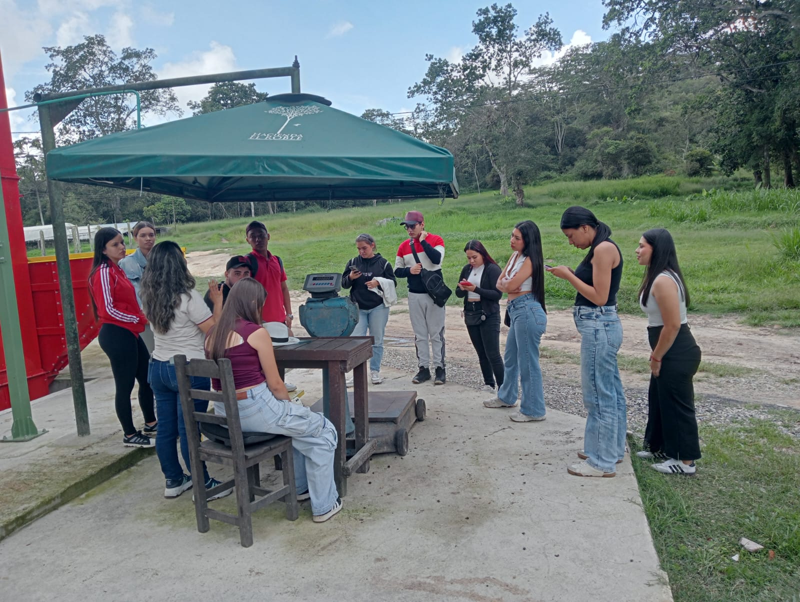 visita estudiantes hacienda