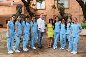 El Programa de Bacteriología y Laboratorio Clínico sigue formando con bases investigativas a sus estudiantes