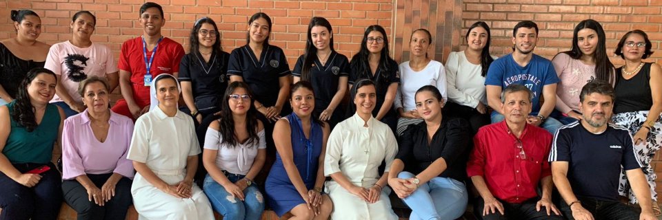 ‘Maquilando Felicidad’: mujeres y jóvenes de Piedecuesta se capacitan para mejorar su calidad de vida