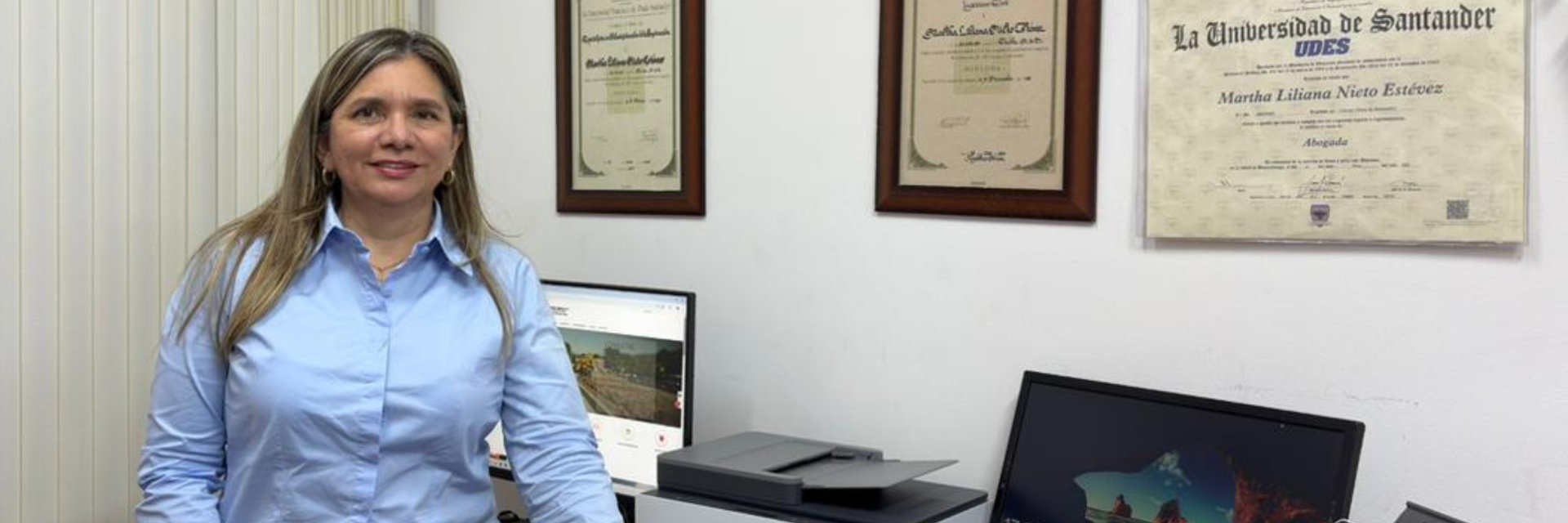 Graduada del programa de Derecho de la UDES Cúcuta obtiene distinción Summa Cum Laude y se consolida como referente en desarrollo urbano