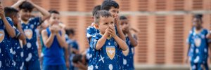 “Una cancha para la esperanza”: Escuela UDES Fútbol Comunitario, más que fútbol en la comuna 1 de Bucaramanga