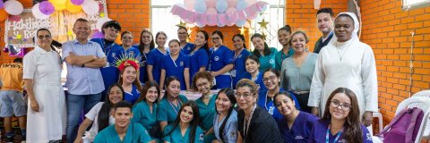 ‘Maquilando Felicidad’ de la UDES oferta atención médica y bienestar a habitantes de Piedecuesta