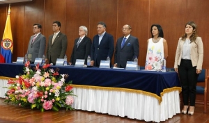 Universidad de Santander exalta a los mejores profesores y estudiantes del 2015