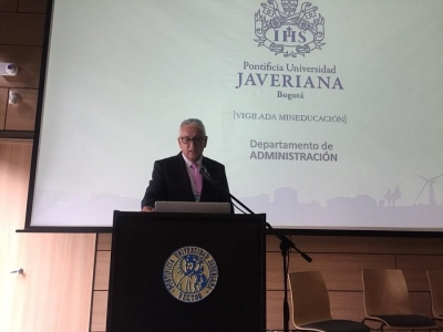 Docente UDES participó como ponente en la Pontificia Universidad Javeriana