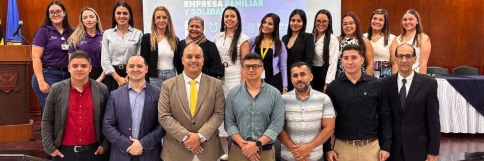 UDES certifica a empresarios en estrategias para el desarrollo de la empresa familiar y solidaria