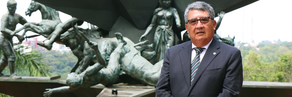 ‘UDES le continuará apostando a la investigación para solucionar grandes problemas’: rector Patricio López Jaramillo