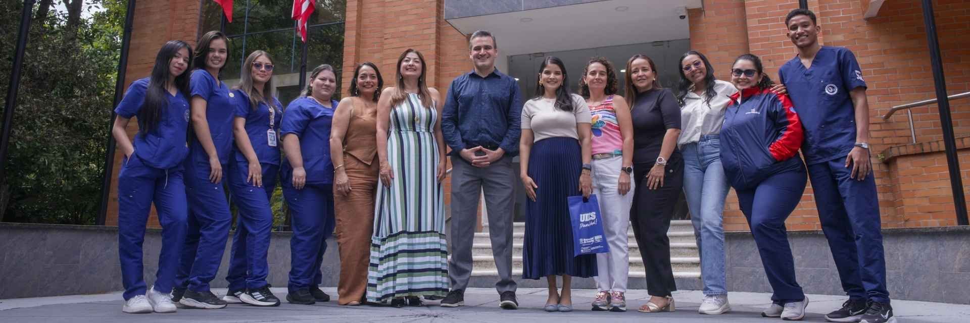 UDES y Fonoaudiología recibieron al experto internacional Felipe Henríquez para abordar los retos del envejecimiento, la longevidad y la comunicación funcional