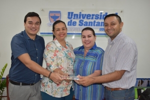 Reconocimiento por apoyo a construcción de capacidades en sistemas de gestión energética