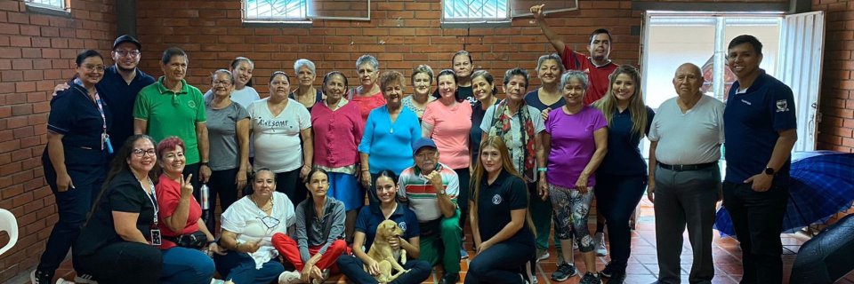 ‘Maquilando Felicidad': programa de Fisioterapia promueve estilos de vida saludable en adultos mayores de Piedecuesta