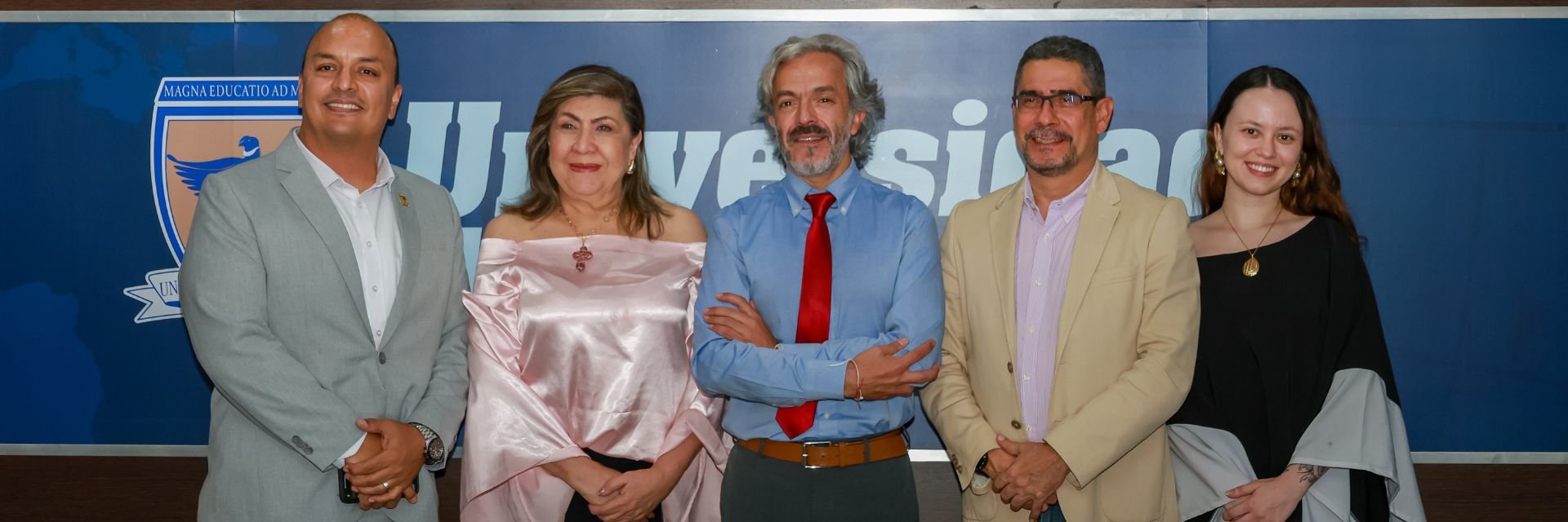 Destacado conversatorio “El futuro de Colombia: datos y economía”, con Juan Daniel Oviedo Arango en la UDES