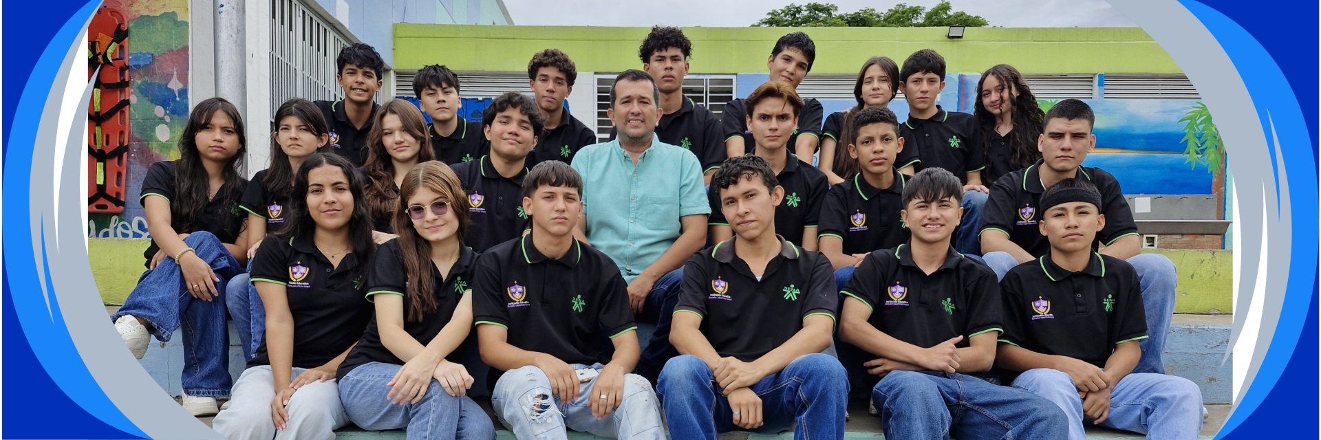 Graduado de la UDES Cúcuta, aporta a la formación académica desde su rol como profesor.