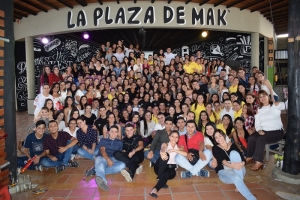 El talento docente y estudiantil brilló en la celebración del día del Bacteriólogo