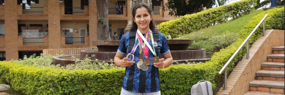 Laura Pacheco Ballesteros, estudiante de Ingeniería Civil y estrella del judo en la UDES