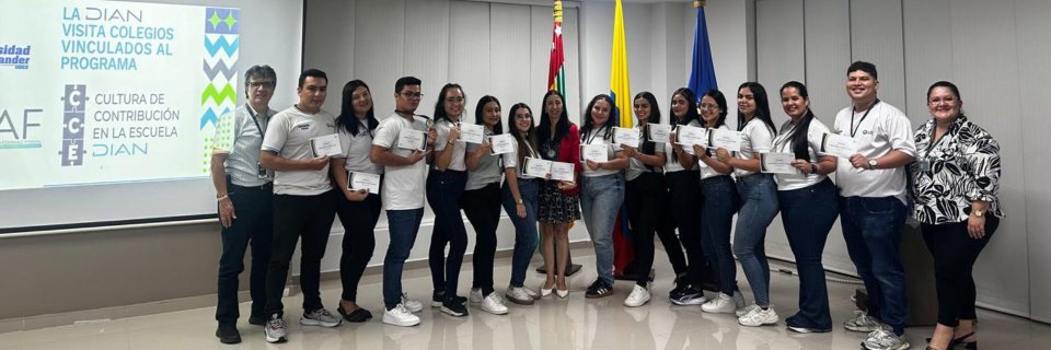 DIAN certifica a 14 estudiantes UDES como promotores de la Cultura de la Contribución