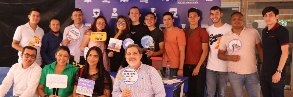 Estudiantes de Ingeniería Civil expusieron sus proyectos de investigación en la feria ‘Poster Day’