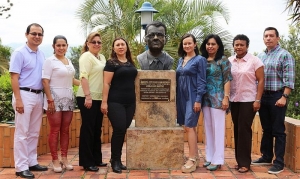 Profesores UDES reciben incentivos económicos por producción intelectual