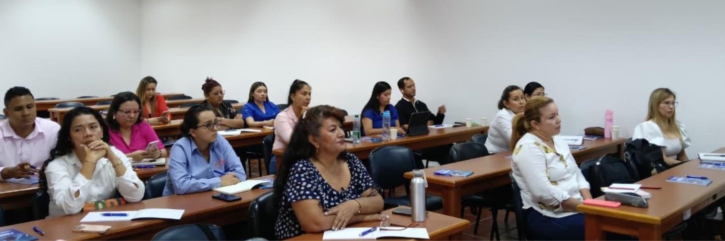 AXA Colpatria y la Universidad de Santander desarrollan diplomados para el fortalecimiento de la seguridad y salud en el trabajo