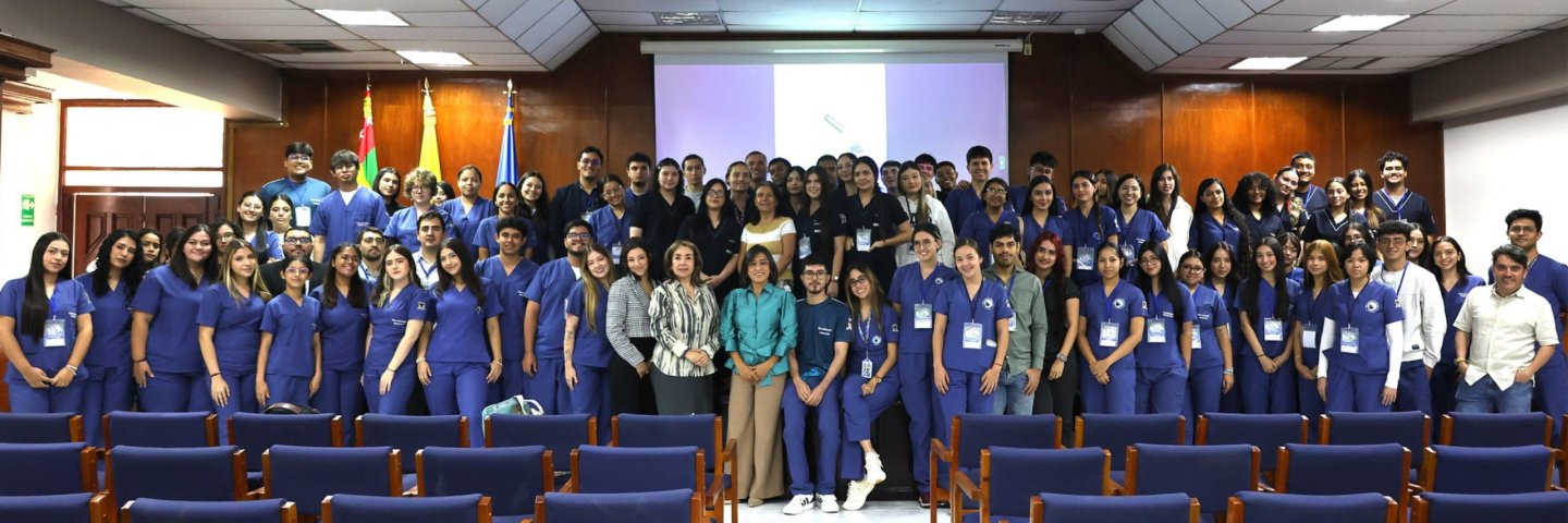 Seminario ‘Microbiología sin Fronteras’ reunió en la UDES investigación, talleres y experiencias científicas