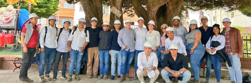Estudiantes de Ingeniería Civil UDES fortalecen conocimientos en salida técnica a Vetas, Santander