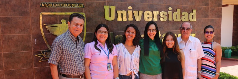 La UDES recibe estudiantes mexicanas tras su participación en el programa Delfín