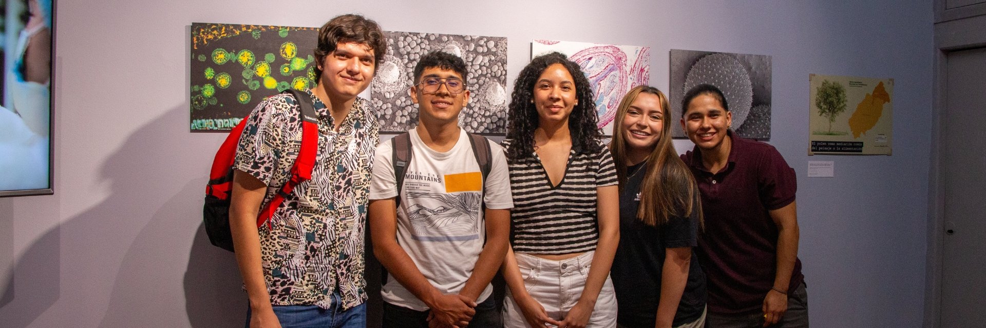 Exposición Entre Arte & Ciencia (III): artistas y estudiantes fortalecieron su marca personal gracias a Tote Lab