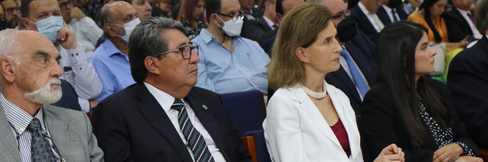 Expertos internacionales se reunieron en la UDES por el aniversario de ‘Bucaramanga, capital latinoamericana del control de la hipertensión’