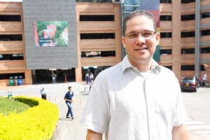 Programa de Mercadeo y Publicidad tiene nuevo Director