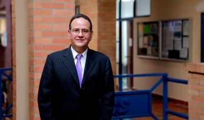 Reimundo Jesús Llanes Pelegrín nuevo rector FABA - Bogotá