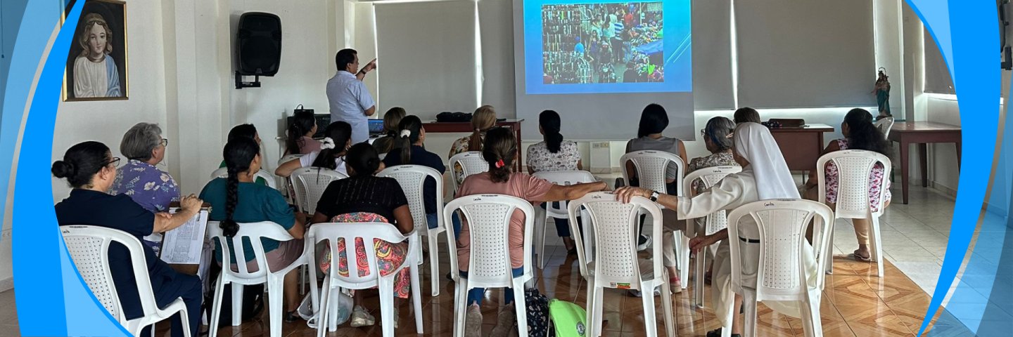 La UDES Cúcuta fortalece emprendimientos liderados por madres cabeza de hogar a través del proyecto ‘Maquilando Felicidad’