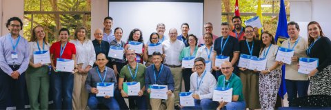 Profesores de especialidades médico-quirúrgicas de la UDES certifican competencias en docencia clínica y asistencial