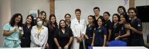 Misión Médica Milwaukee-Wisconsin comparte conocimientos especializados en la UDES