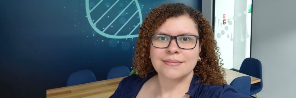 Adriana P&aacute;ez fortalece su formaci&oacute;n en diagn&oacute;stico molecular desde la Maestr&iacute;a en Ciencias Veterinarias UDES