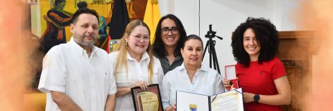 Rectora de la UDES Cúcuta recibió condecoración por parte del Concejo Municipal