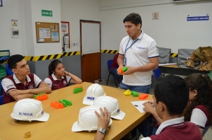Instituto Pedagógico Carlos Ramírez-Paris visitó a la UDES