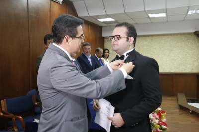 Luigui Fernando Gutiérrez se graduó con honores del Programa de Administración Financiera