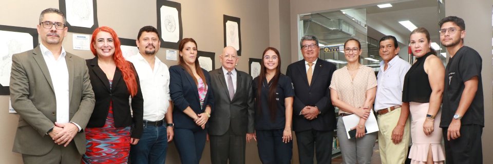 ‘Anatomía Humana desde el Puntillismo’, estudiante de Medicina expone sus piezas artísticas en la UDES