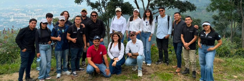 Estudiantes de Ingenier&iacute;a Ambiental UDES llevan el aprendizaje al campo con visita t&eacute;cnica a CENICAF&Eacute;