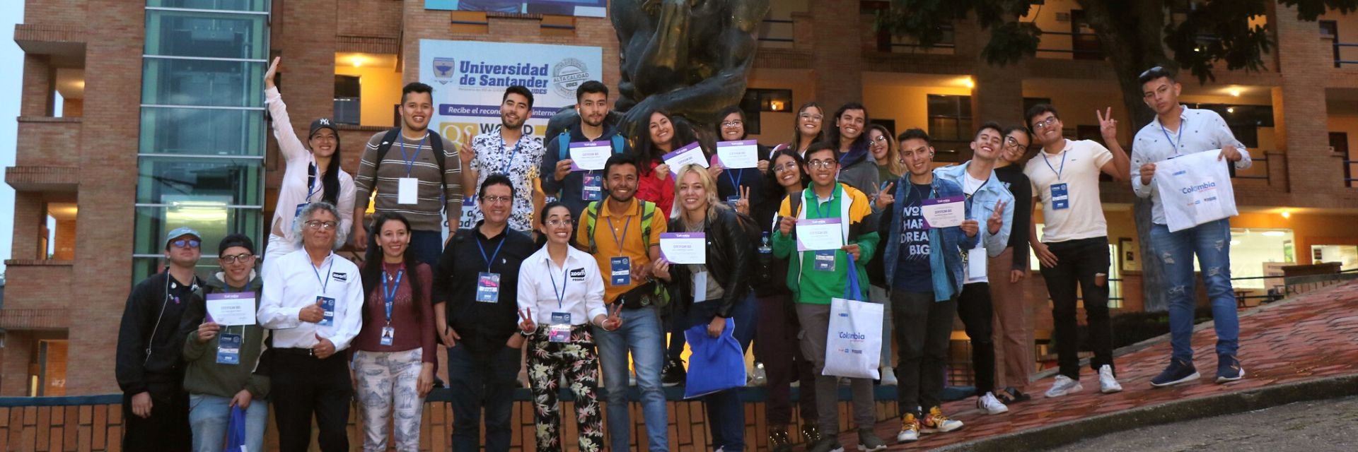 Jóvenes de ‘La Colombia que soñamos’ se capacitaron en la UDES para impulsar la industria audiovisual