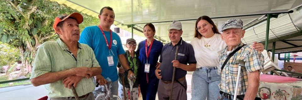UDES lleva salud y fisioterapia a zonas rurales de Santander de la mano de la Fundación Laughh