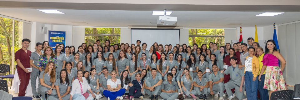 Estudiantes de Instrumentación Quirúrgica presentaron proyectos de aprendizaje experiencial