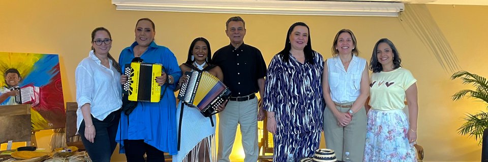 La UDES Valledupar exaltó el rol femenino con la Cátedra “Tejiendo Puentes: la mujer en la música vallenata”